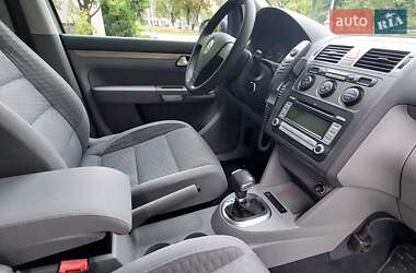 Минивэн Volkswagen Touran 2008 в Харькове