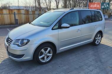 Минивэн Volkswagen Touran 2010 в Виннице