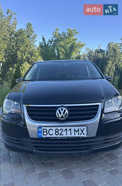Минивэн Volkswagen Touran 2009 в Львове