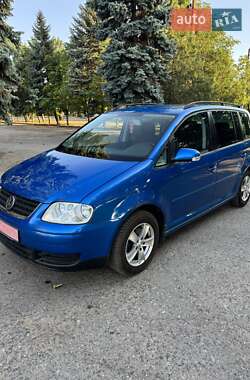 Минивэн Volkswagen Touran 2003 в Вознесенске