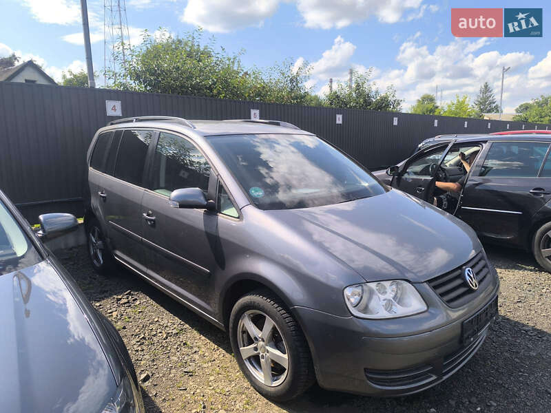Volkswagen Touran 2004