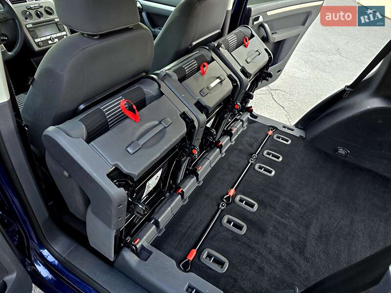 Мінівен Volkswagen Touran 2009 в Полтаві