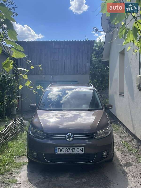 Мінівен Volkswagen Touran 2011 в Рава-Руській