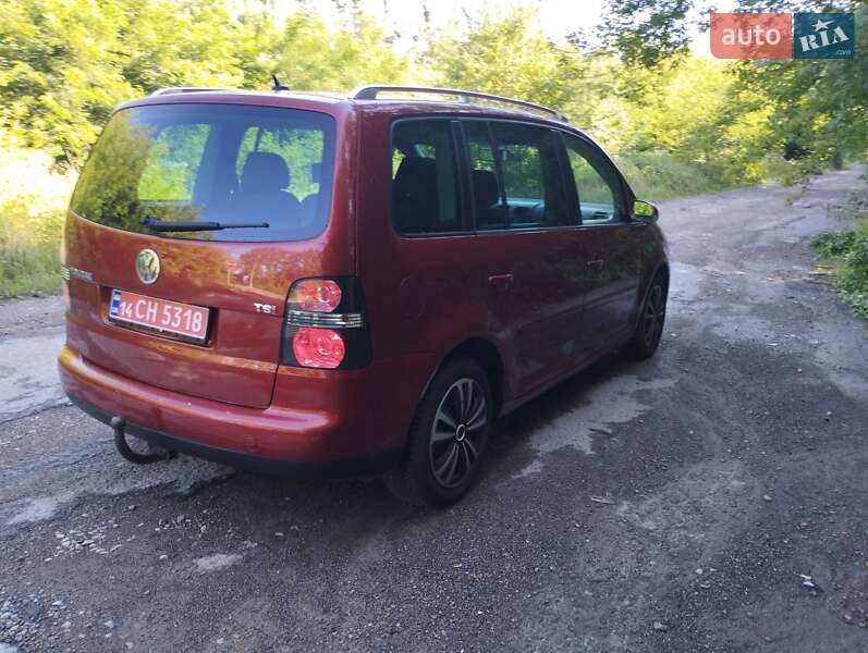 Мінівен Volkswagen Touran 2006 в Івано-Франківську