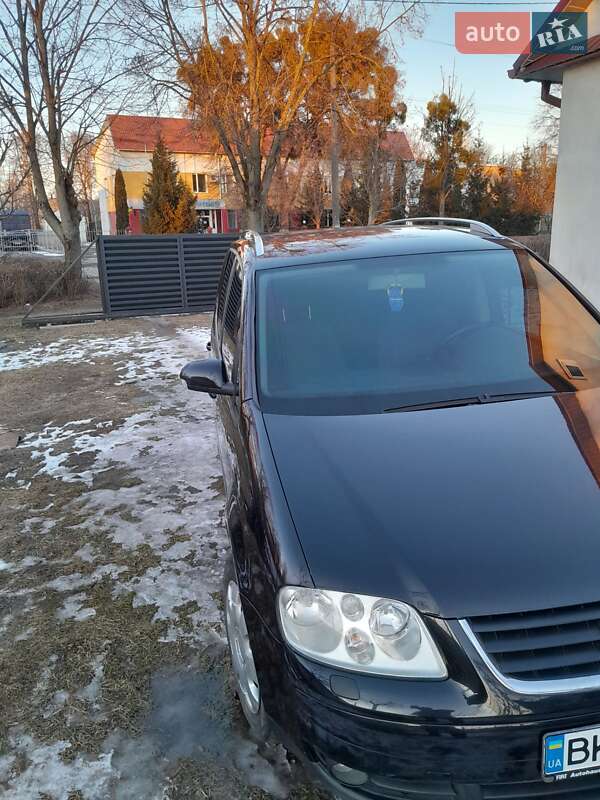 Volkswagen Touran 2005
