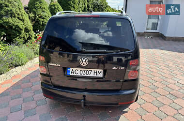 Минивэн Volkswagen Touran 2010 в Ровно