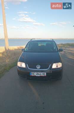 Минивэн Volkswagen Touran 2005 в Одессе
