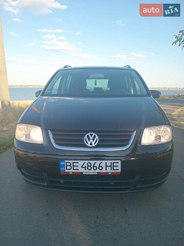 Volkswagen Touran 2005