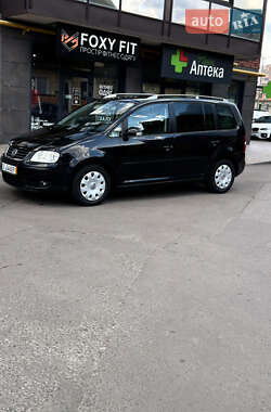 Минивэн Volkswagen Touran 2006 в Луцке