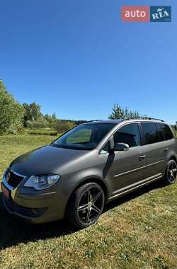 Мінівен Volkswagen Touran 2007 в Самборі