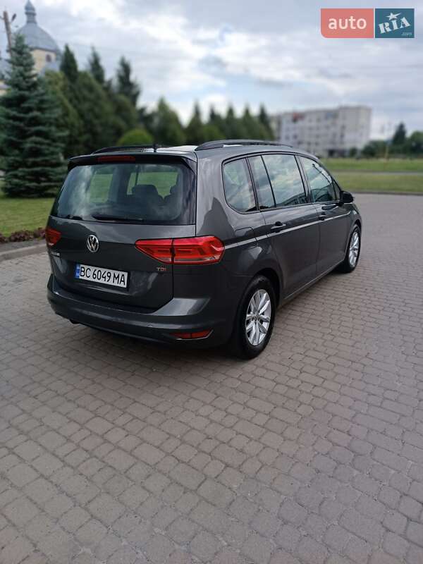 Мікровен Volkswagen Touran 2017 в Львові