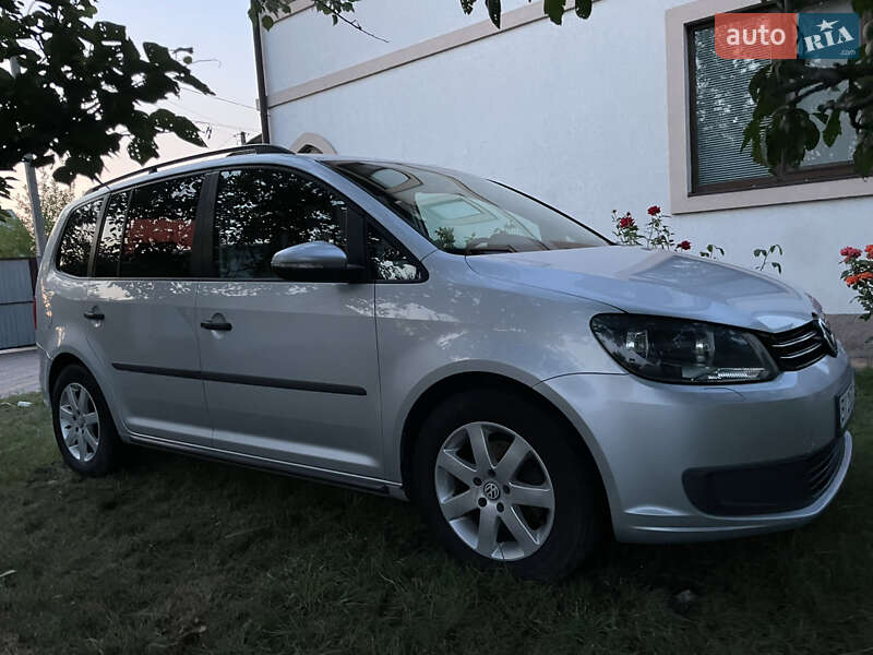 Минивэн Volkswagen Touran 2011 в Градижске фото 5 Минивэн Volkswagen Touran 2011 в Градижске
