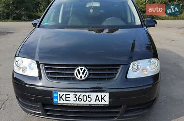 Минивэн Volkswagen Touran 2004 в Каменском