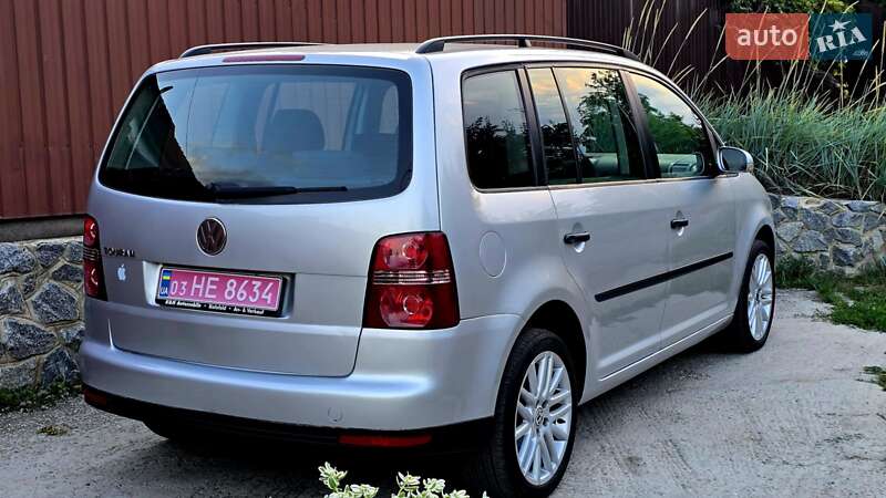 Минивэн Volkswagen Touran 2007 в Полтаве