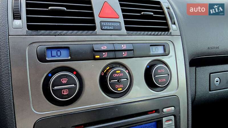 Минивэн Volkswagen Touran 2007 в Полтаве