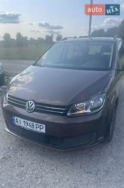 Мінівен Volkswagen Touran 2010 в Броварах