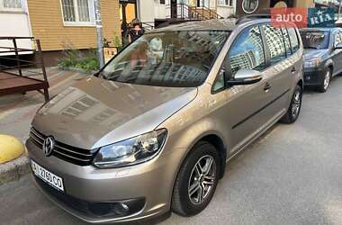 Минивэн Volkswagen Touran 2012 в Киеве