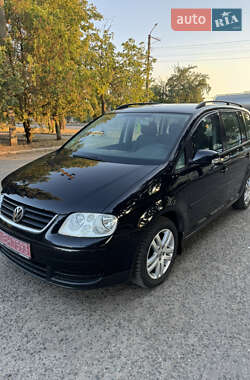 Минивэн Volkswagen Touran 2005 в Вознесенске