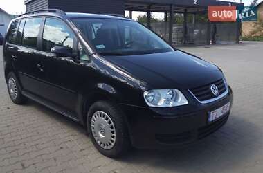 Минивэн Volkswagen Touran 2006 в Косове