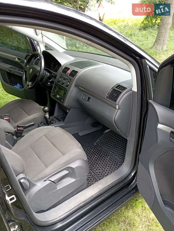 Минивэн Volkswagen Touran 2007 в Коломые