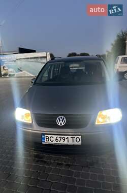Мінівен Volkswagen Touran 2005 в Винниках