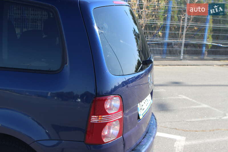 Минивэн Volkswagen Touran 2007 в Днепре