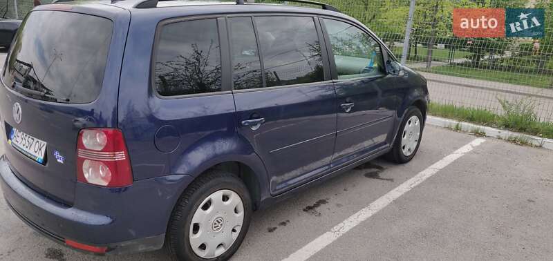 Минивэн Volkswagen Touran 2007 в Днепре