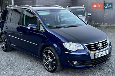 Минивэн Volkswagen Touran 2008 в Хмельницком
