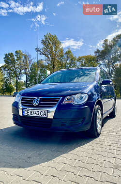 Минивэн Volkswagen Touran 2009 в Черновцах