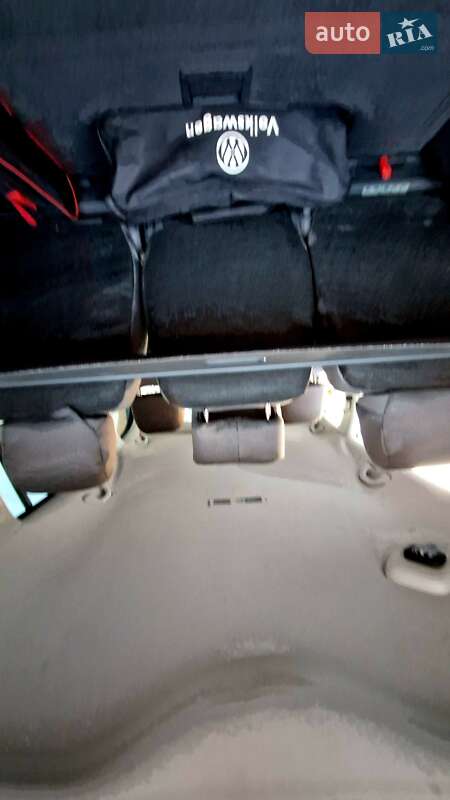 Минивэн Volkswagen Touran 2006 в Звягеле