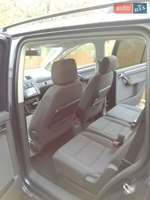 Минивэн Volkswagen Touran 2005 в Львове фото 4 Минивэн Volkswagen Touran 2005 в Львове