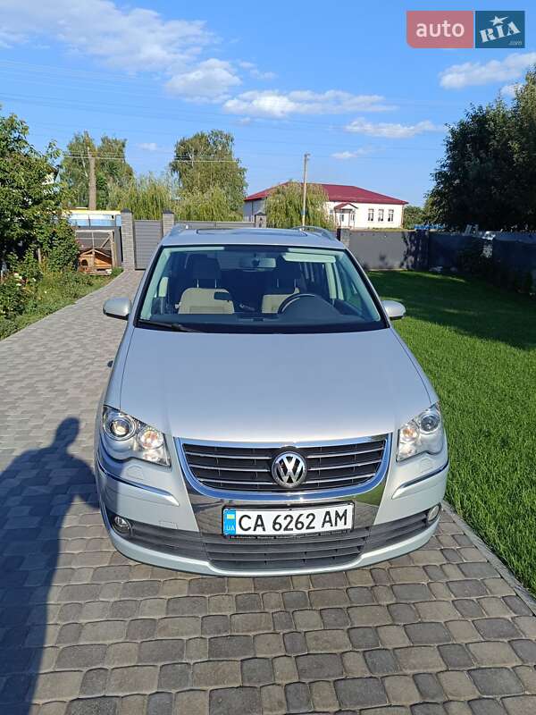 Минивэн Volkswagen Touran 2008 в Черкассах фото 8 Минивэн Volkswagen Touran 2008 в Черкассах