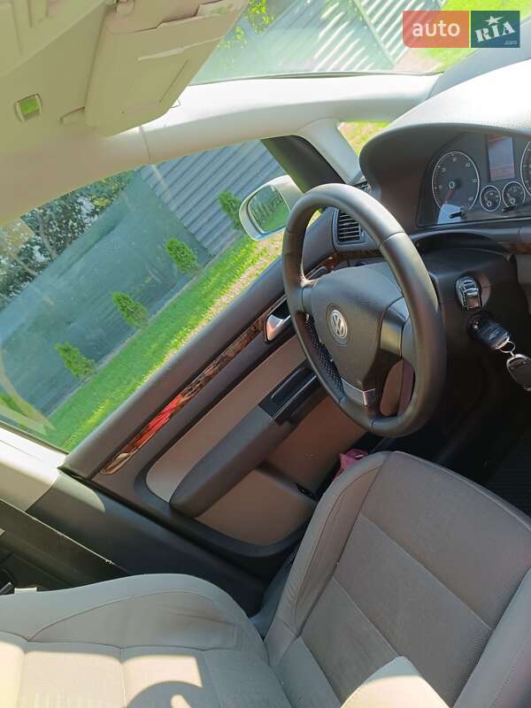 Минивэн Volkswagen Touran 2008 в Черкассах фото 13 Минивэн Volkswagen Touran 2008 в Черкассах