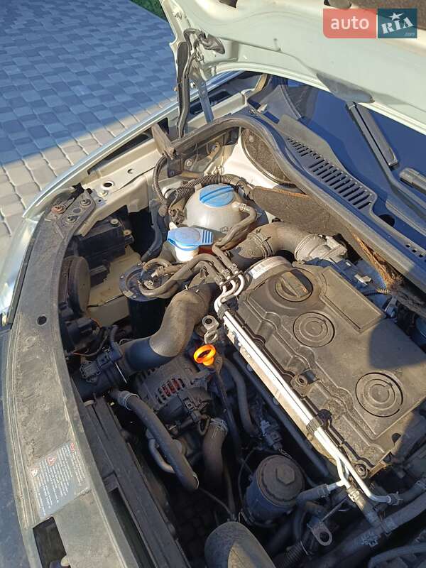 Минивэн Volkswagen Touran 2008 в Черкассах фото 28 Минивэн Volkswagen Touran 2008 в Черкассах