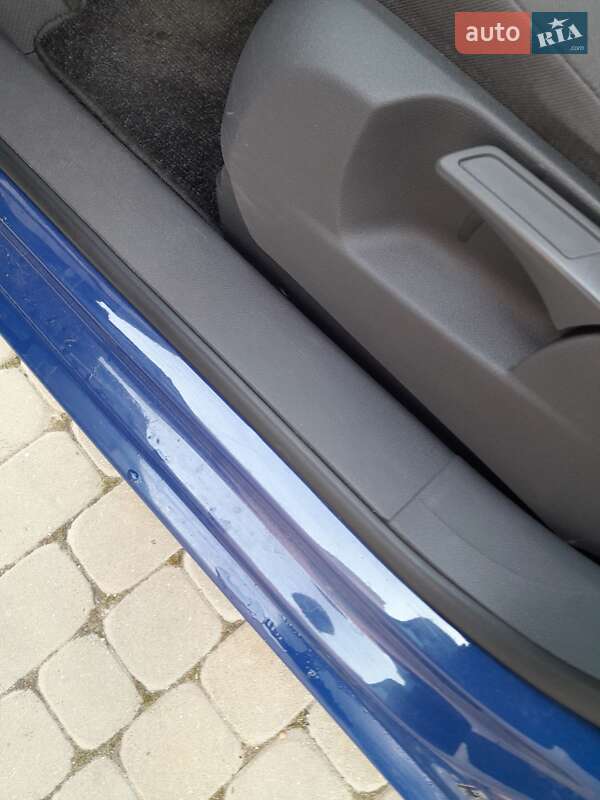 Минивэн Volkswagen Touran 2004 в Тернополе