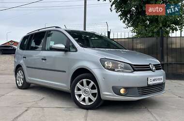 Минивэн Volkswagen Touran 2010 в Киеве