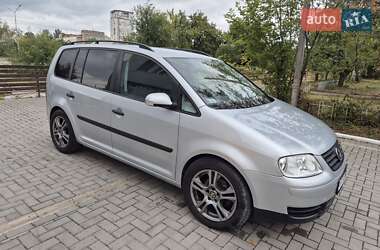 Минивэн Volkswagen Touran 2003 в Запорожье