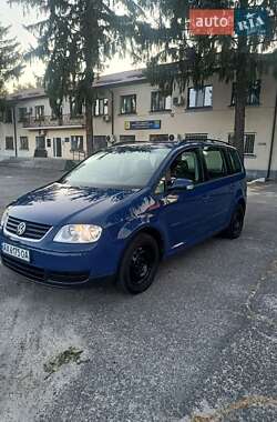 Минивэн Volkswagen Touran 2003 в Валках