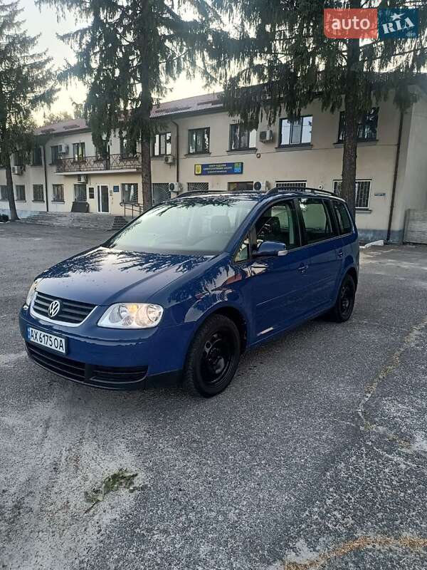 Volkswagen Touran 2003