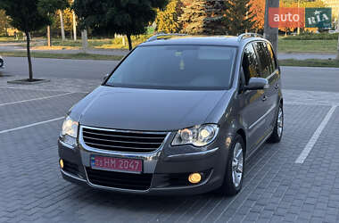 Минивэн Volkswagen Touran 2008 в Полтаве