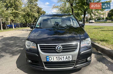 Минивэн Volkswagen Touran 2008 в 