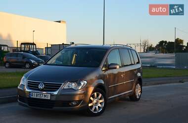 Минивэн Volkswagen Touran 2008 в Борисполе