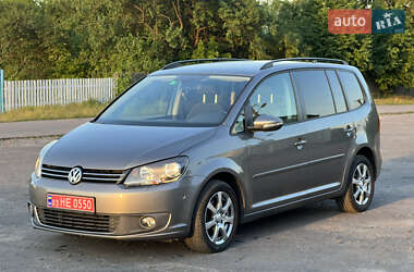 Мінівен Volkswagen Touran 2010 в Рівному