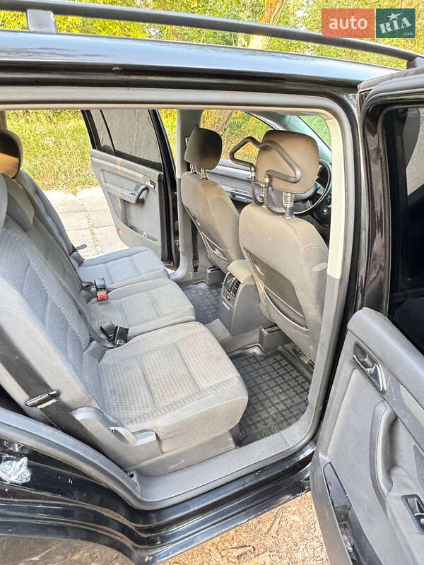 Минивэн Volkswagen Touran 2003 в Киеве фото 12 Минивэн Volkswagen Touran 2003 в Киеве