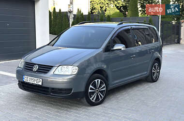 Минивэн Volkswagen Touran 2004 в Черновцах
