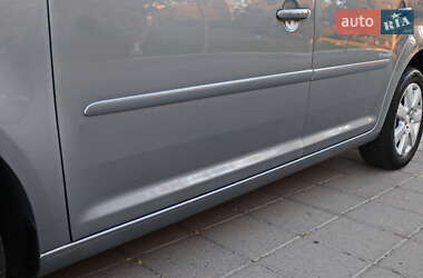 Минивэн Volkswagen Touran 2009 в 