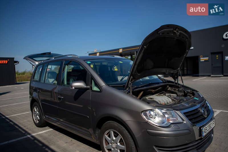 Минивэн Volkswagen Touran 2008 в Виннице фото 27 Минивэн Volkswagen Touran 2008 в Виннице