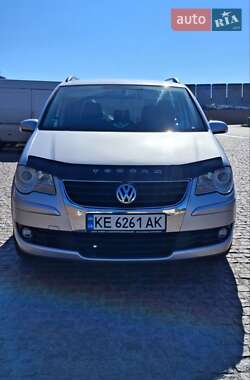 Мінівен Volkswagen Touran 2007 в Синельниковому