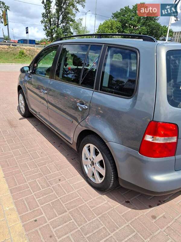 Минивэн Volkswagen Touran 2003 в Полтаве