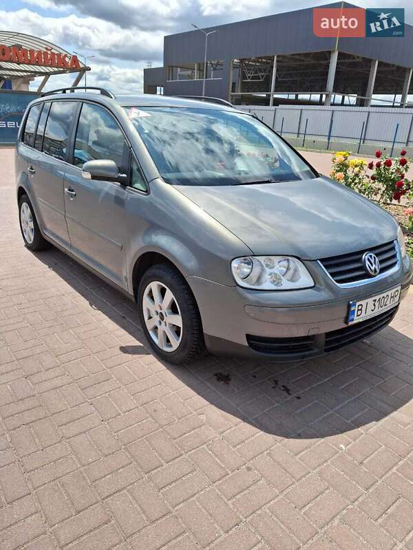 Минивэн Volkswagen Touran 2003 в Полтаве
